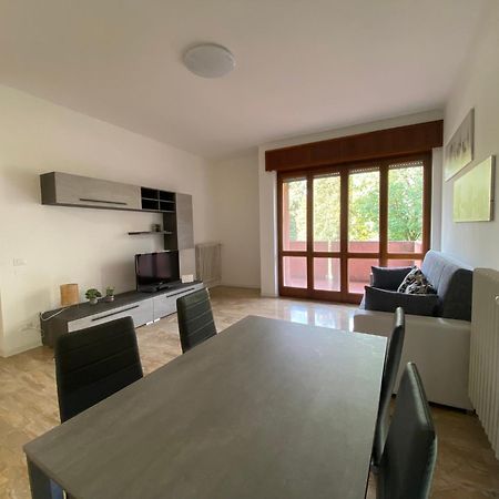 דלמינה Appartamento La Finestra Sul Parco מראה חיצוני תמונה